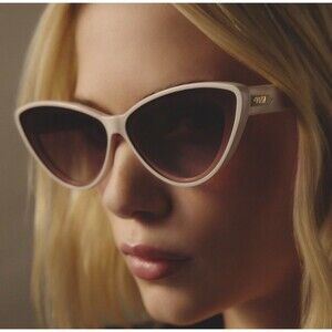 Quay Australia Sunglasses TEMPTED Cat Eye Pink